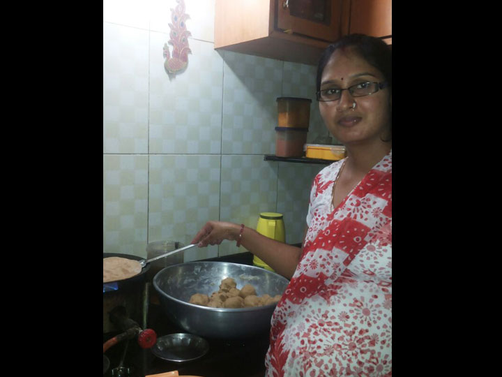 Community-Service-H-B-G-Old-Age-Home-(New Panvel)-2014-15 (6)