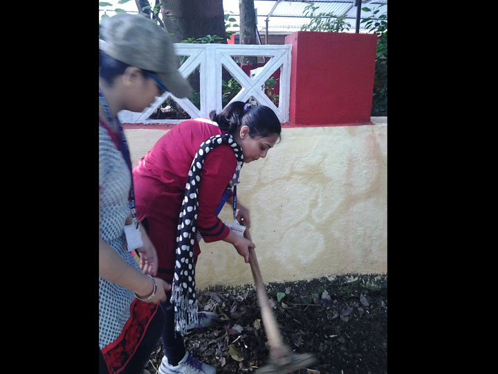 Community-Service-Shaantivan-(Nere)-2014-15 (4)