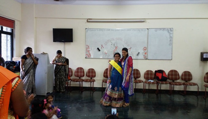Garba-Dandiya-Competition-2015-16 (1)