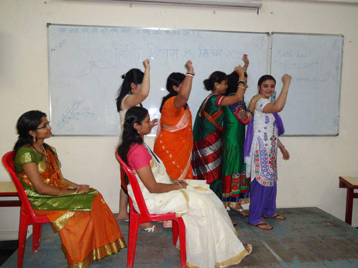 hindi-diwas-2014-15 (2)