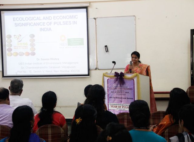 National-Level-Seminar-on-Environmental-Re-Engineering-Series-7-Year-of-Pulses-2016-17 (7)