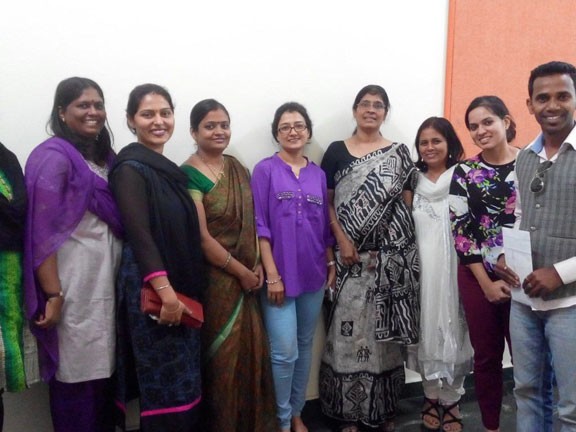 alumni2015-4-576×432