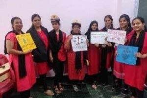 Street-Plays-on-gender-related-themes-