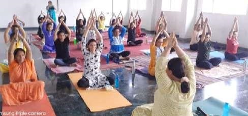 Yoga-Sessions-2023 (1)